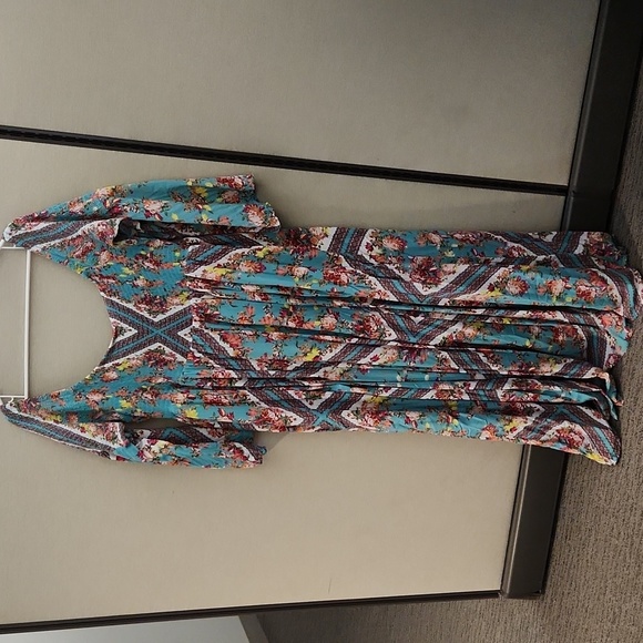 Torrid Smocked Challis Maxi Dress Size 3 - Picture 13 of 16